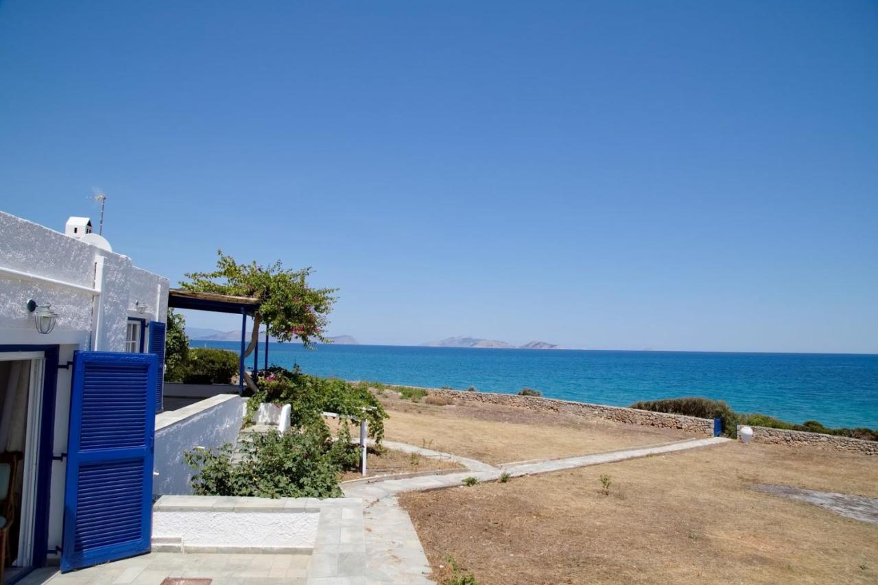 Aroura Homes 4Br Beachfront Villa Spétses Eksteriør billede