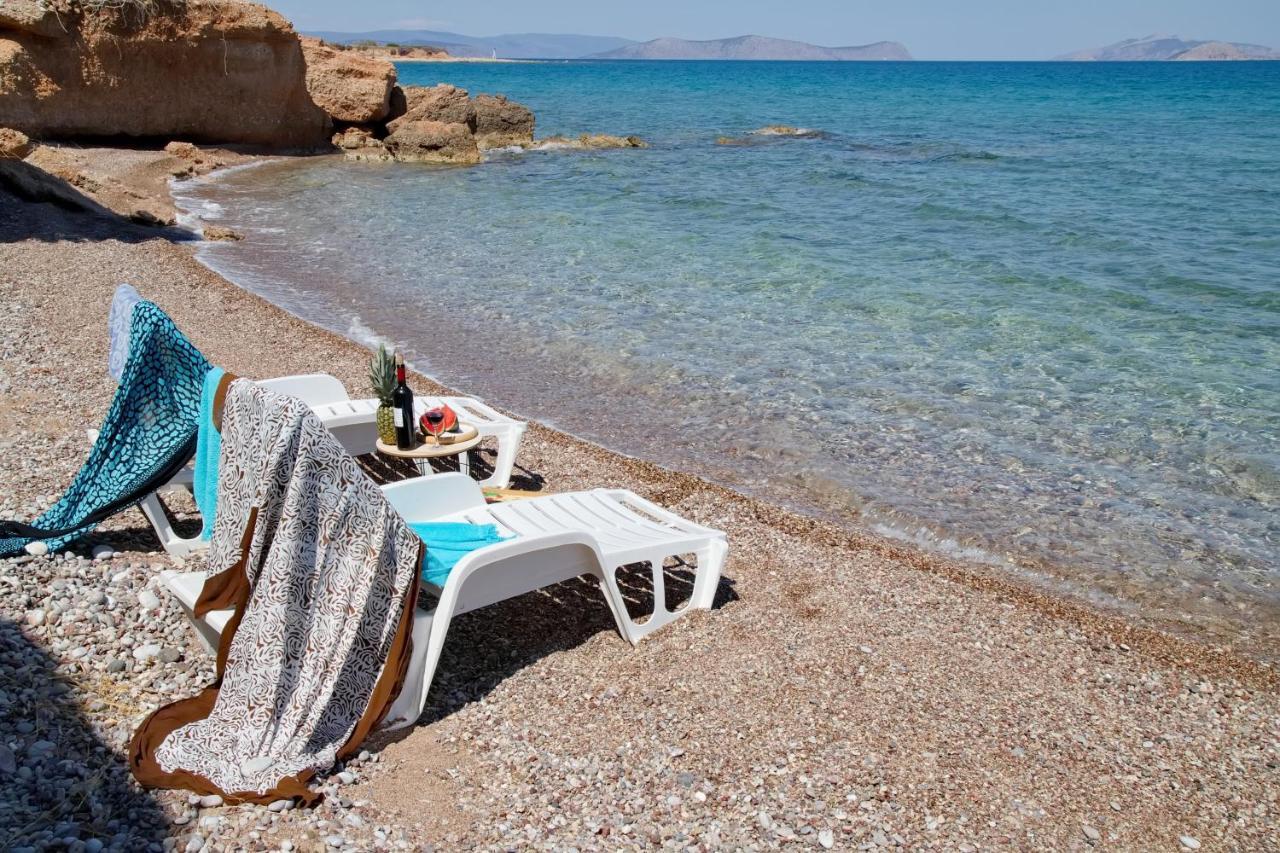 Aroura Homes 4Br Beachfront Villa Spétses Eksteriør billede