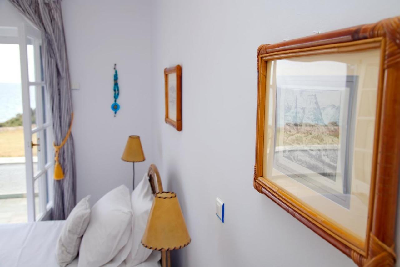 Aroura Homes 4Br Beachfront Villa Spétses Eksteriør billede