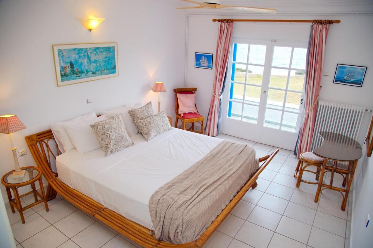 Aroura Homes 4Br Beachfront Villa Spétses Eksteriør billede