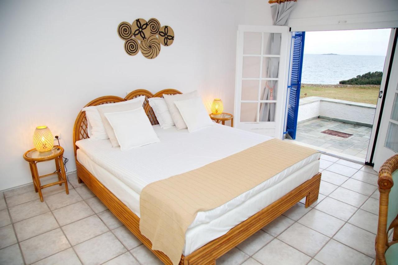 Aroura Homes 4Br Beachfront Villa Spétses Eksteriør billede